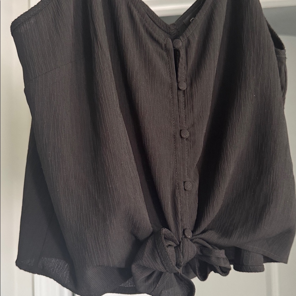 Elegant Black Women's Top - Picture 2 of 5